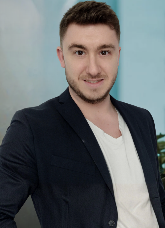 Loïc - CEO Modernee